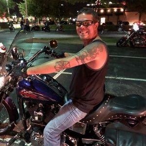 Meet your Posher, Bradley